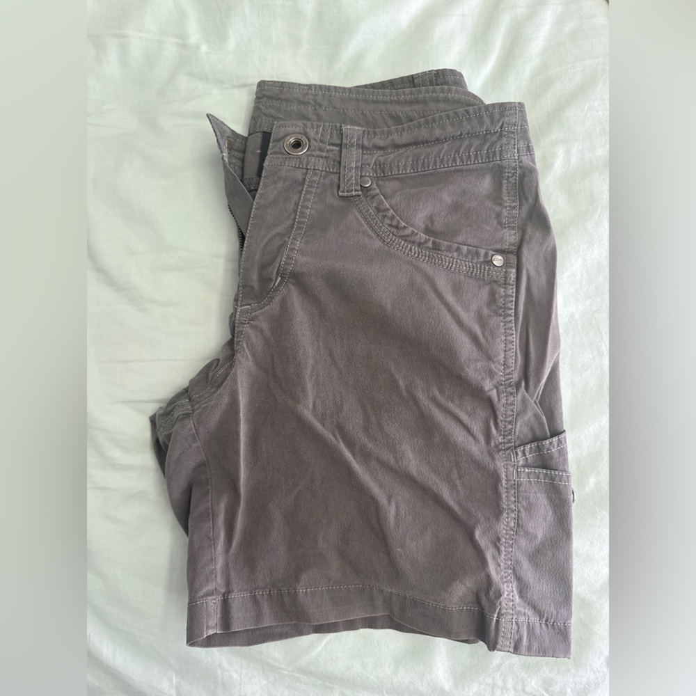 Kuhl gray bermuda shorts Sz 6 women’s EUC - Picture 5 of 5